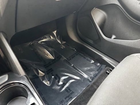 Certified 2021 Chevrolet TrailBlazer LT w/ Convenience Package image 16