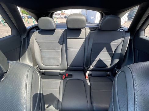 Used 2024 Mercedes-Benz GLC 300 image 38