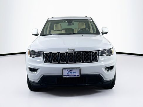 Used 2022 Jeep Grand Cherokee Laredo E image 2