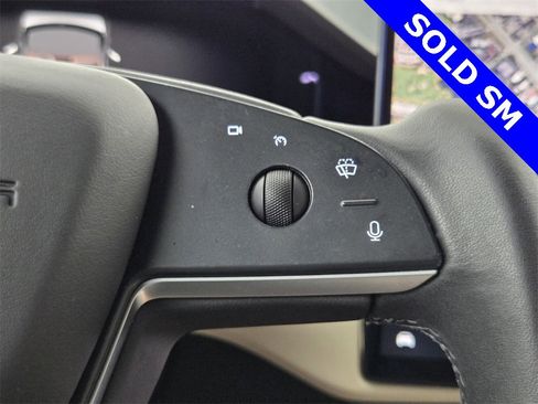 Used 2023 Tesla Model X image 39