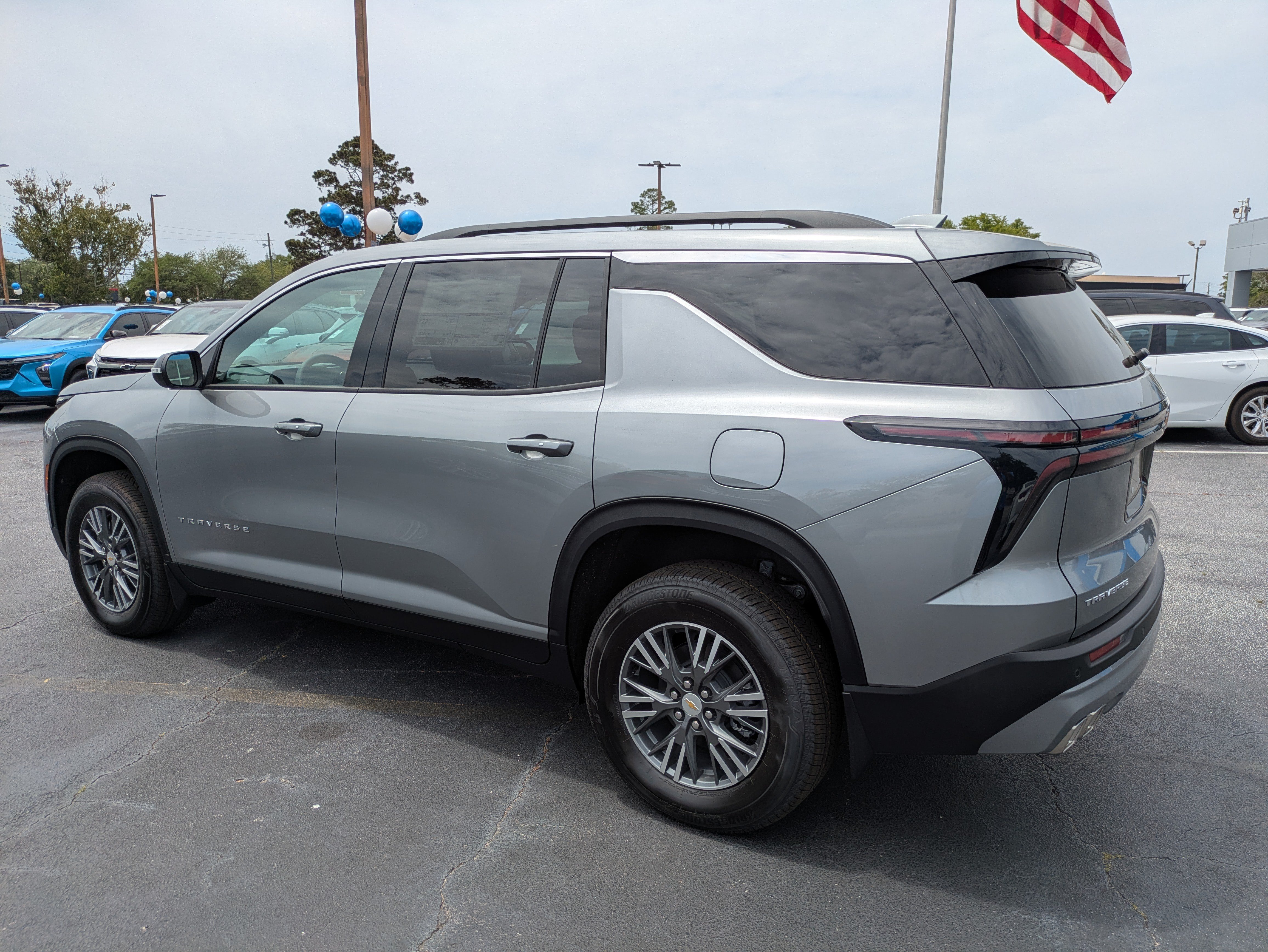 New 2026 Chevrolet Traverse LT FWD image 29