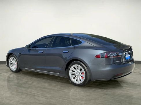 Used 2018 Tesla Model S 75D image 5