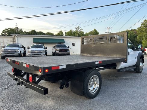 Used 2015 Ford F550 4x4 SuperCab Super Duty image 6