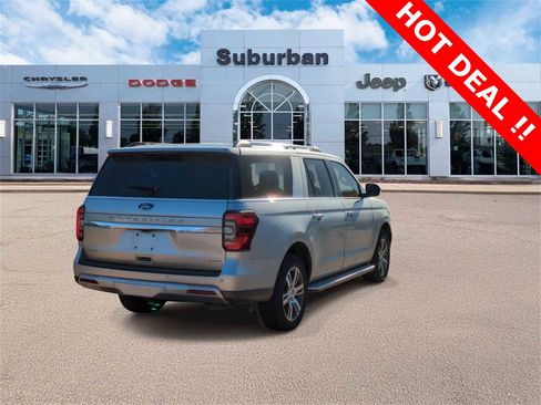 Used 2023 Ford Expedition Max Limited image 8