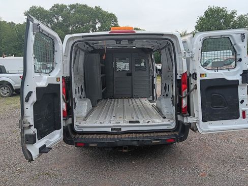 Used 2019 Ford Transit 150 130 Low Roof RWD image 19