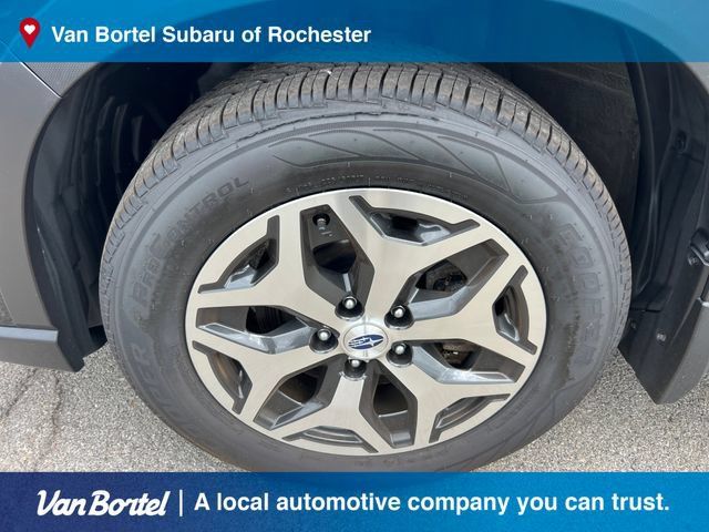 Used 2023 Subaru Forester Premium AWD/4WD image 9