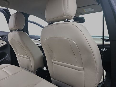 Certified 2024 Buick Encore GX Sport Touring w/ Advanced Technology Package AWD/4WD image 14