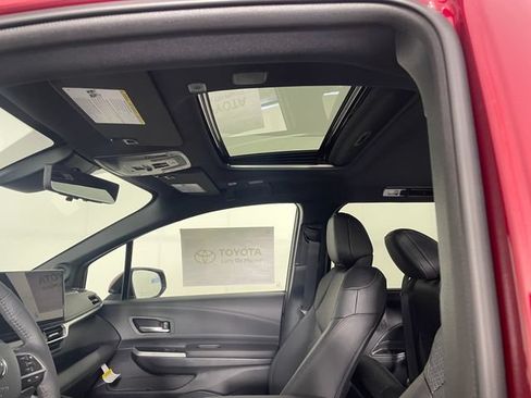 New 2026 Toyota Sienna Platinum AWD/4WD image 13