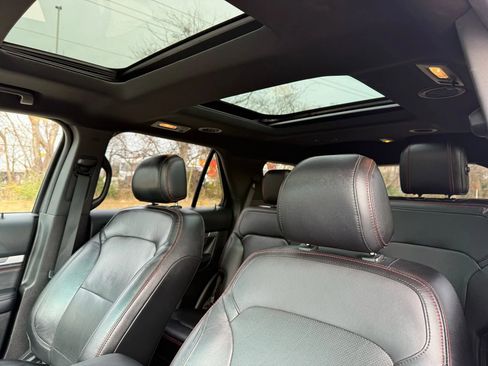 Used 2016 Ford Explorer Sport w/ Equipment Group 401A image 12