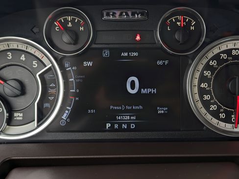 Used 2015 RAM 1500 Outdoorsman image 14