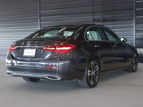 Used 2022 Mercedes-Benz C 300 Sedan image 13