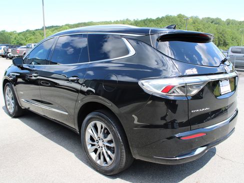 Used 2022 Buick Enclave Avenir w/ Avenir Technology Package image 5