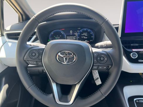 New 2026 Toyota Corolla SE FWD image 12