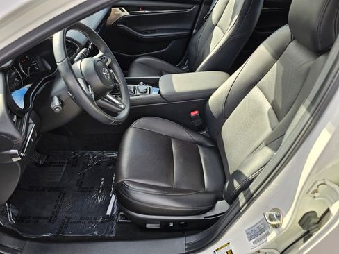 Used 2019 MAZDA MAZDA3 AWD Hatchback w/ Premium Pkg image 22