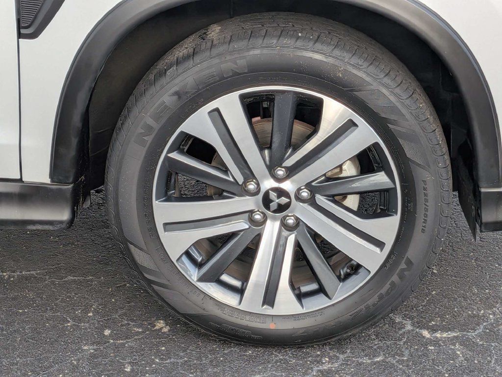 Used 2024 Mitsubishi Outlander Sport ES AWD/4WD image 11