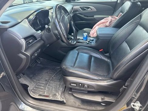 Used 2019 Chevrolet Traverse LT FWD image 11