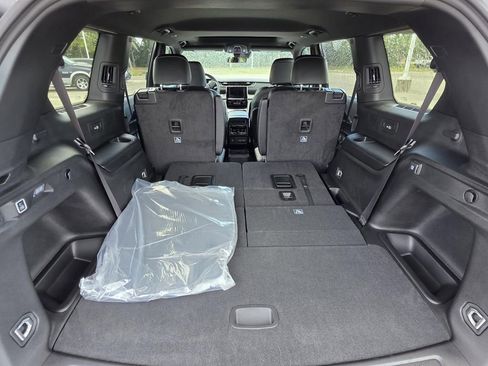 New 2025 Jeep Grand Cherokee L Altitude image 13