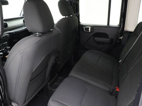 Used 2023 Jeep Wrangler Unlimited image 13