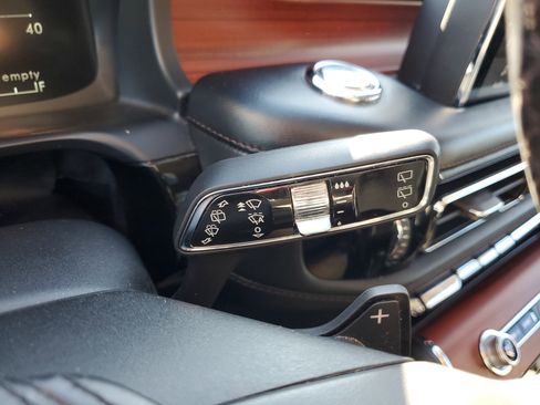 Used 2022 Lincoln Aviator Reserve w/ Equipment Group 201A image 31