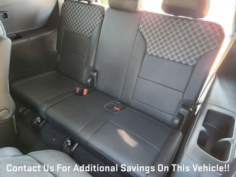New 2026 GMC Acadia Denali w/ Super Cruise Package FWD image 21