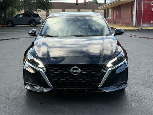 Used 2023 Nissan Altima 2.5 SV FWD image 5