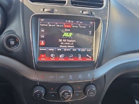 Used 2018 Dodge Journey Crossroad image 16