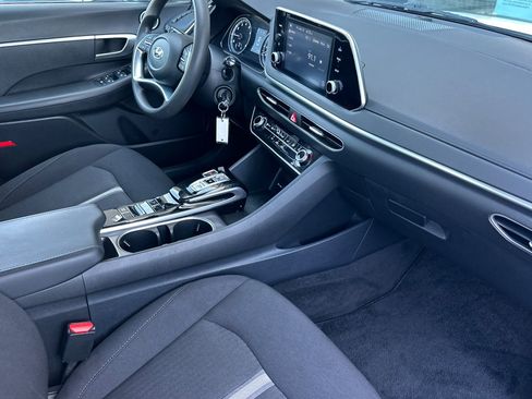 Used 2023 Hyundai Sonata SE FWD image 15