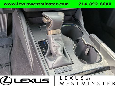 Used 2025 Lexus ES 300h w/ Premium Package FWD image 22