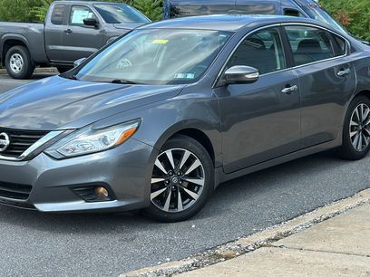 Used 2017 Nissan Altima 2.5 SV w/ Convenience Package