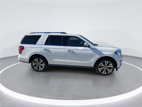 Used 2021 Ford Expedition Limited image 8