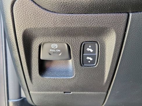 Used 2022 RAM 1500 Lone Star AWD/4WD image 21