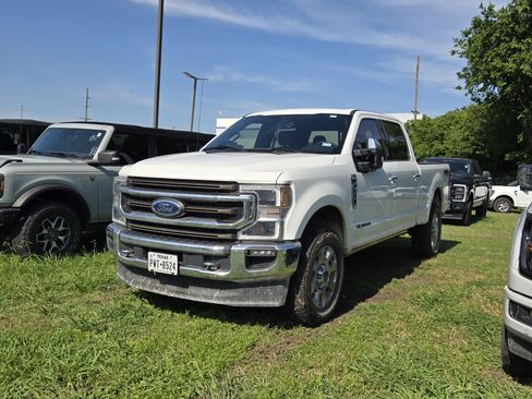 Used 2021 Ford F250 King Ranch w/ King Ranch Ultimate Package AWD/4WD image 3