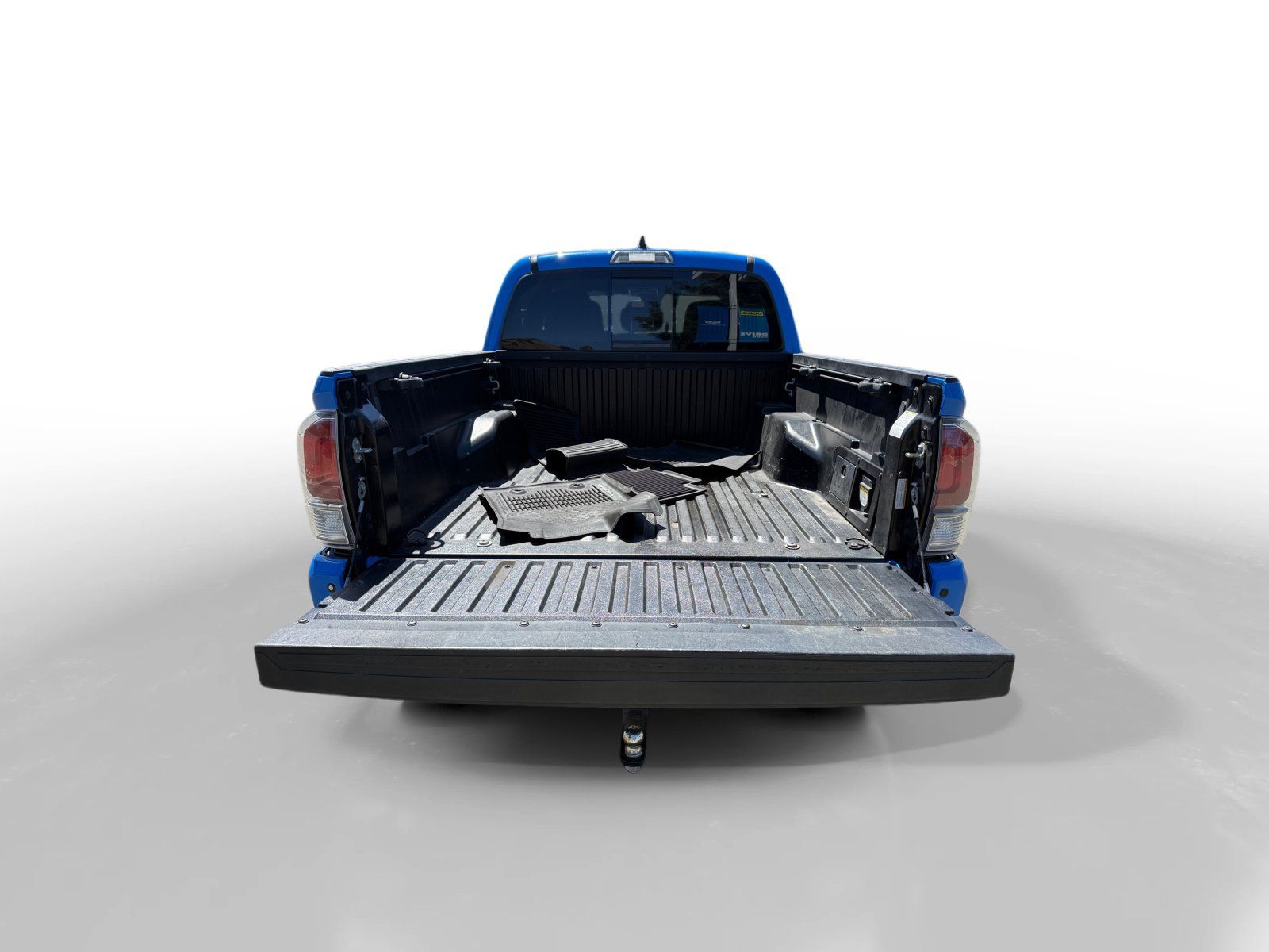 Used 2021 Toyota Tacoma TRD Off-Road w/ Advanced Technology Package AWD/4WD image 17