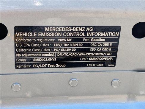 New 2025 Mercedes-Benz GLB 250 image 17