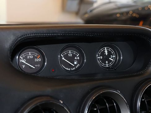 Used 1997 Ferrari 550 Maranello Coupe RWD image 90