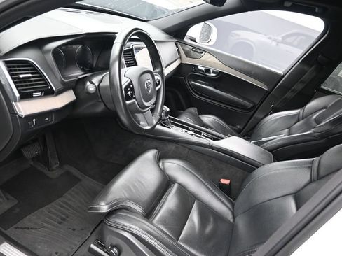 Used 2020 Volvo XC90 T6 Inscription w/ Protection Package Premier AWD/4WD image 17