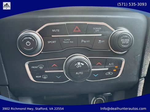 Used 2019 Dodge Charger GT RWD image 16