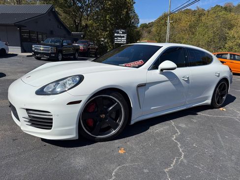 Used 2014 Porsche Panamera Turbo Executive w/ Sport Chrono Package image 88