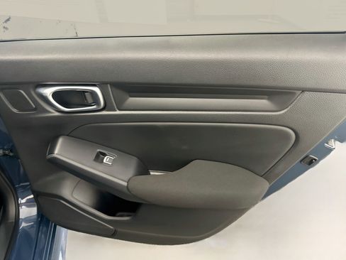 Used 2025 Honda Civic Sport image 30