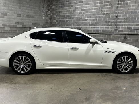 Used 2022 Maserati Quattroporte Modena Q4 image 3