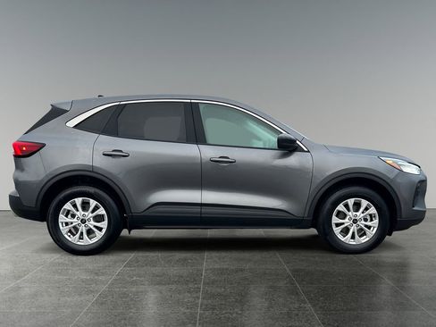 Used 2024 Ford Escape Active image 8