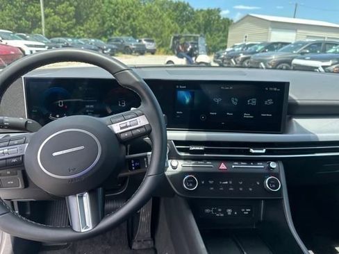 Used 2025 Hyundai Sonata SEL image 12