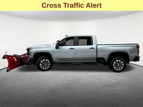 Used 2024 Chevrolet Silverado 2500 Custom w/ Custom Value Package image 6