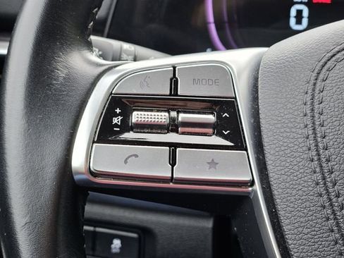 Used 2025 Kia Telluride S FWD image 17