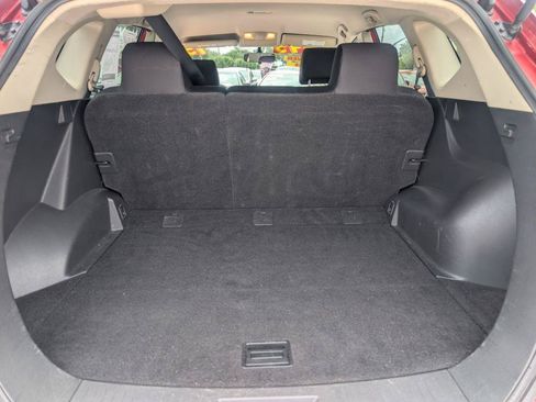 Used 2015 Nissan Rogue S w/ Convenience Package FWD image 11