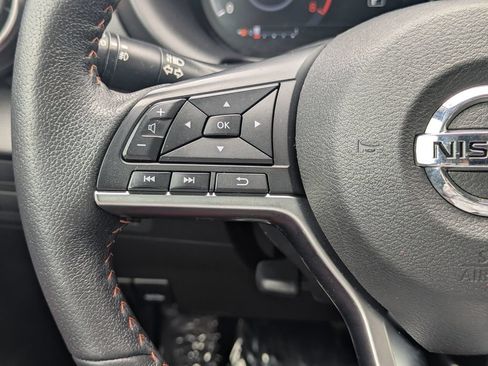 Certified 2021 Nissan Kicks SR w/ SR Premium Package FWD image 21