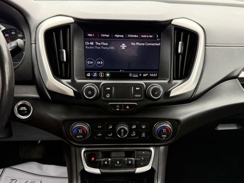 Used 2022 GMC Terrain SLT FWD image 12