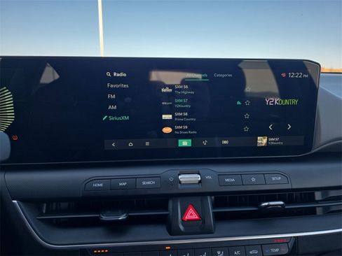 Used 2025 Kia K4 LXS image 16