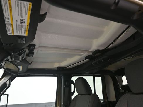 New 2026 Jeep Gladiator Mojave AWD/4WD image 28
