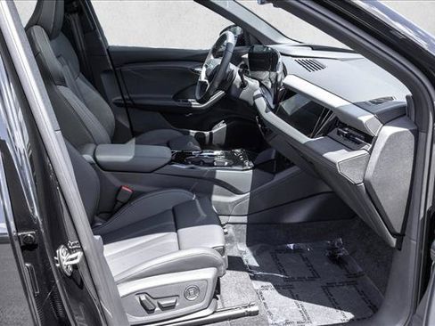 New 2027 Audi Q6 e-tron Prestige AWD/4WD image 25